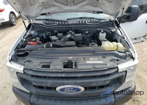 2022 Ford F250 Super Duty из США, поврежденный, VIN 1FTBF2A61NEF23849